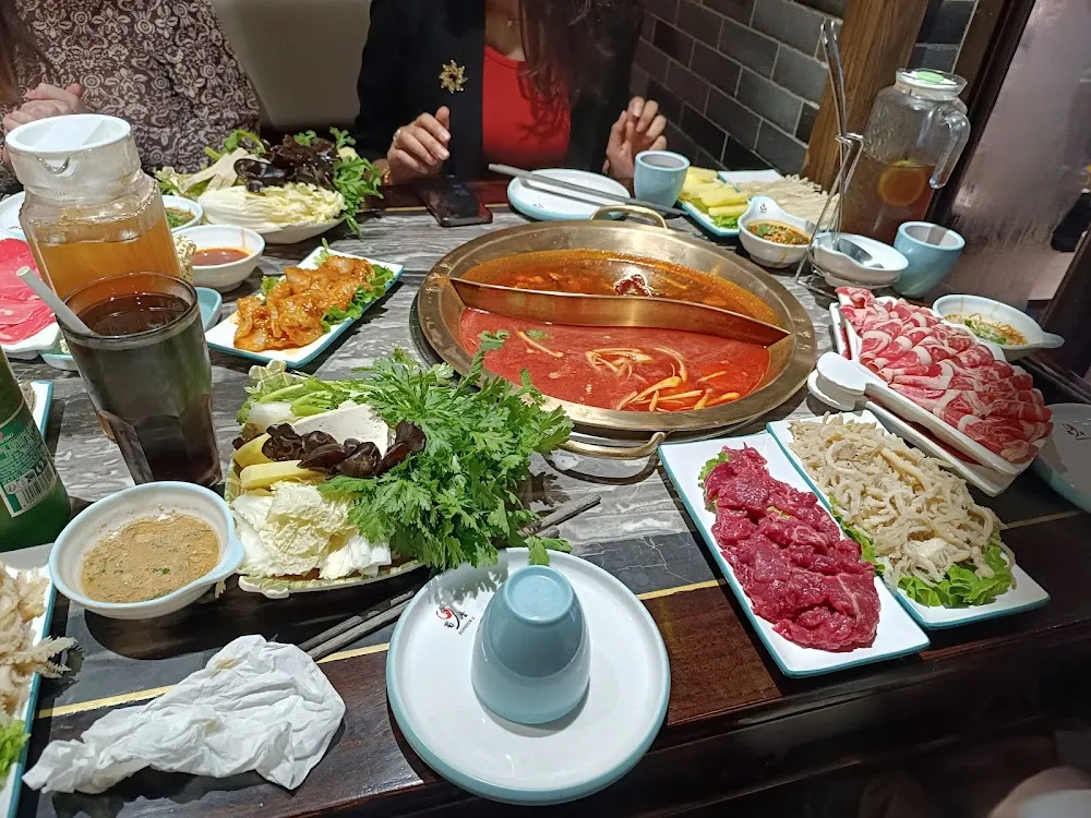 Fondue Chinoise Piquante En Duo